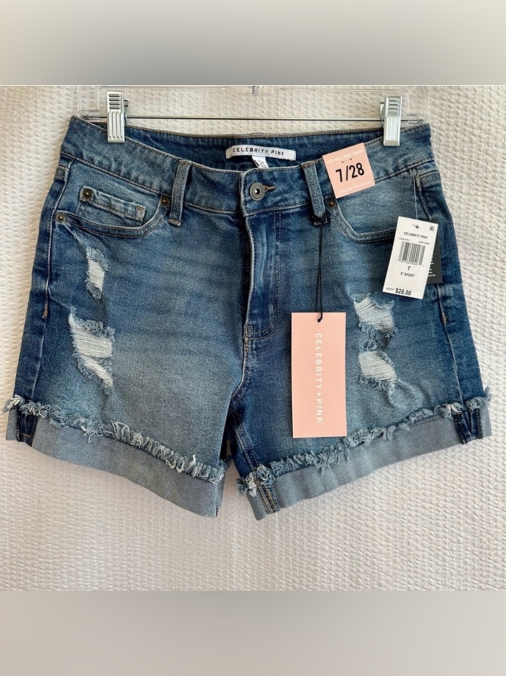 Celebrity Pink Women's Blue Jean Shorts Size: 7/28 NWT